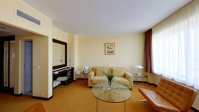 Hotel Continental Тимишоара Номер фото